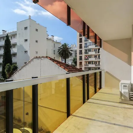 Appartement Charming 1br With Ac And Terrace Near Juan Les Pins Train Station - Welkeys